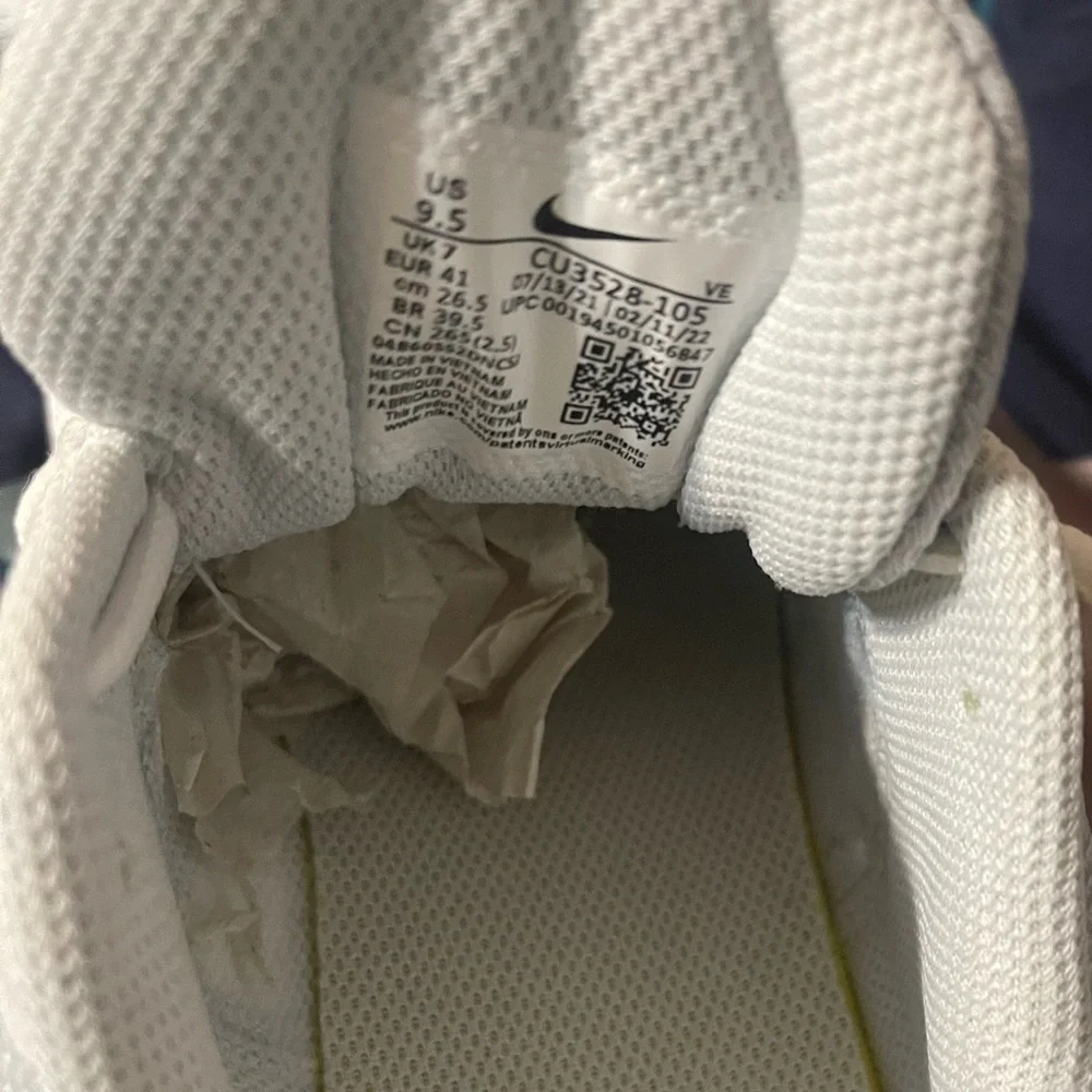 Nike Women's White and Gray Sneakers